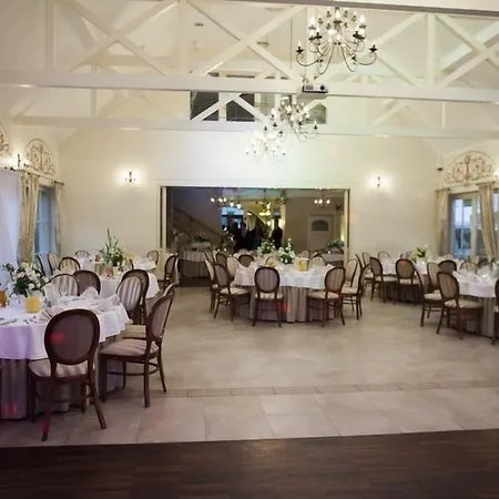 Estera - & Restauracja Hotel