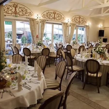 Estera - Hotel&restauracja Michałowice