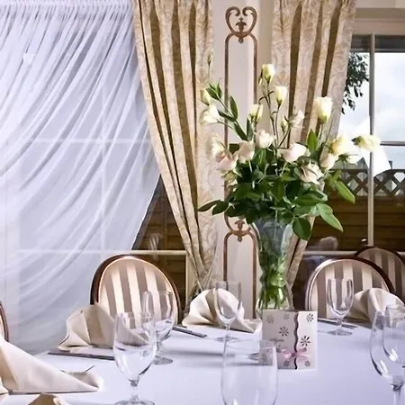 Hotel Estera - & Restauracja