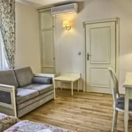 Estera - & Restauracja 4*