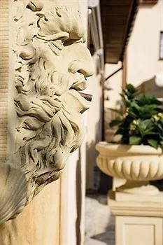 Hotel Estera - & Restauracja 4*