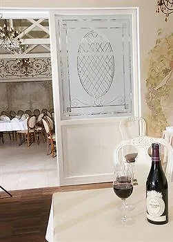 Estera - & Restauracja 4*