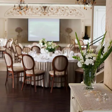 Estera - & Restauracja