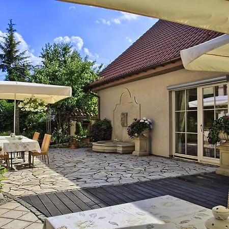 Estera - Hotel&restauracja Hotel Michałowice