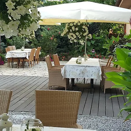 Estera - & Restauracja Hotel