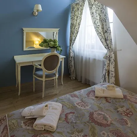 Estera - & Restauracja Hotel