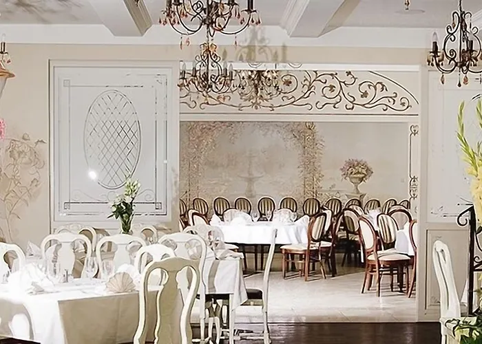 Estera - Hotel&restauracja Hotel Michałowice