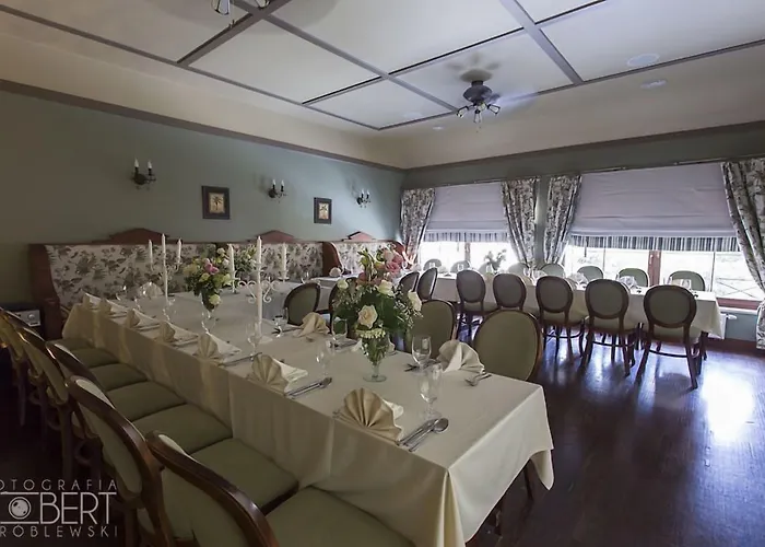 Hotel Estera - Hotel&restauracja 4*