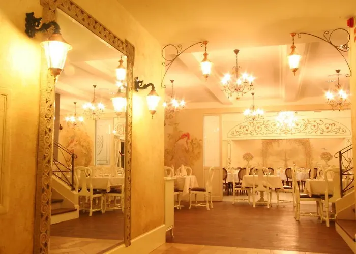 Hotel Estera - Hotel&restauracja Michałowice