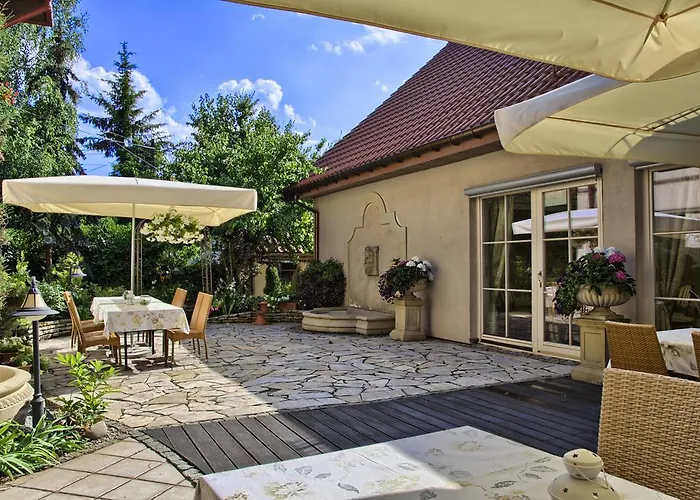 Estera - Hotel&restauracja Hotel Michałowice