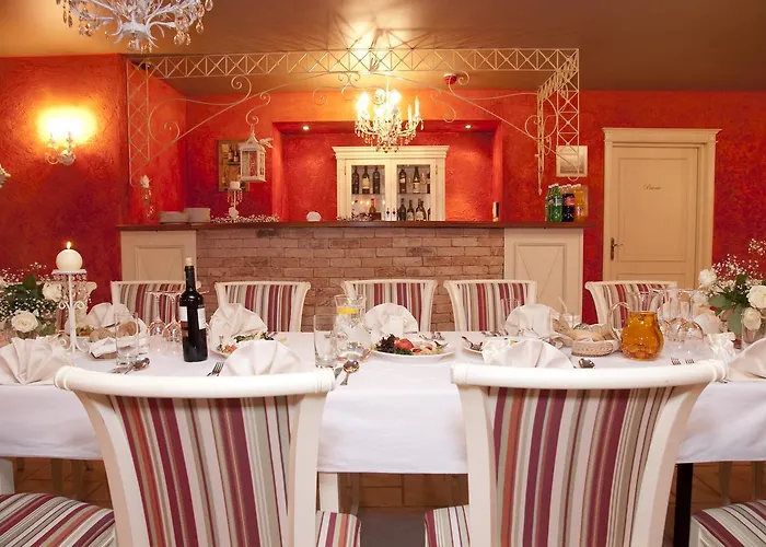 Estera - Hotel&restauracja 4* Michałowice